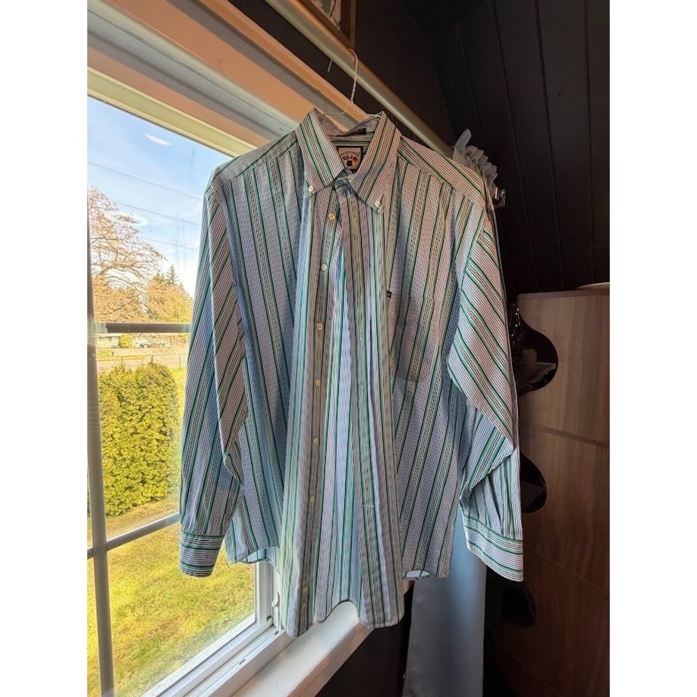 Men's Timeless Classic 100% Cotton Button Down by FACONNABLE - Size Large